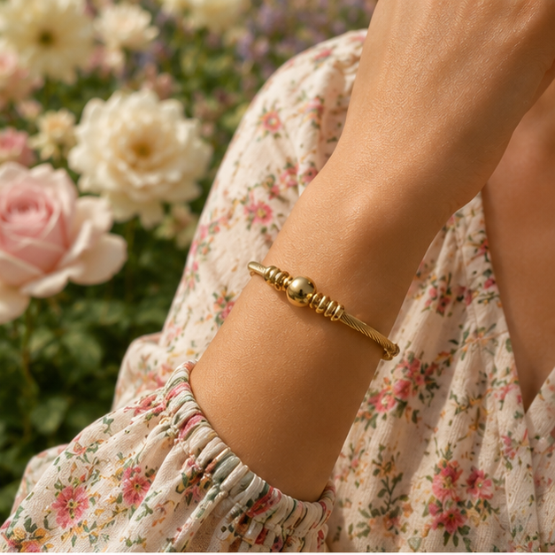 18K Gold Plated Twisted Cable Bangle
