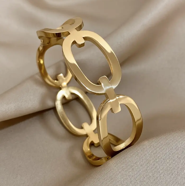 18K Gold Plated Chain Link Bangle image 0