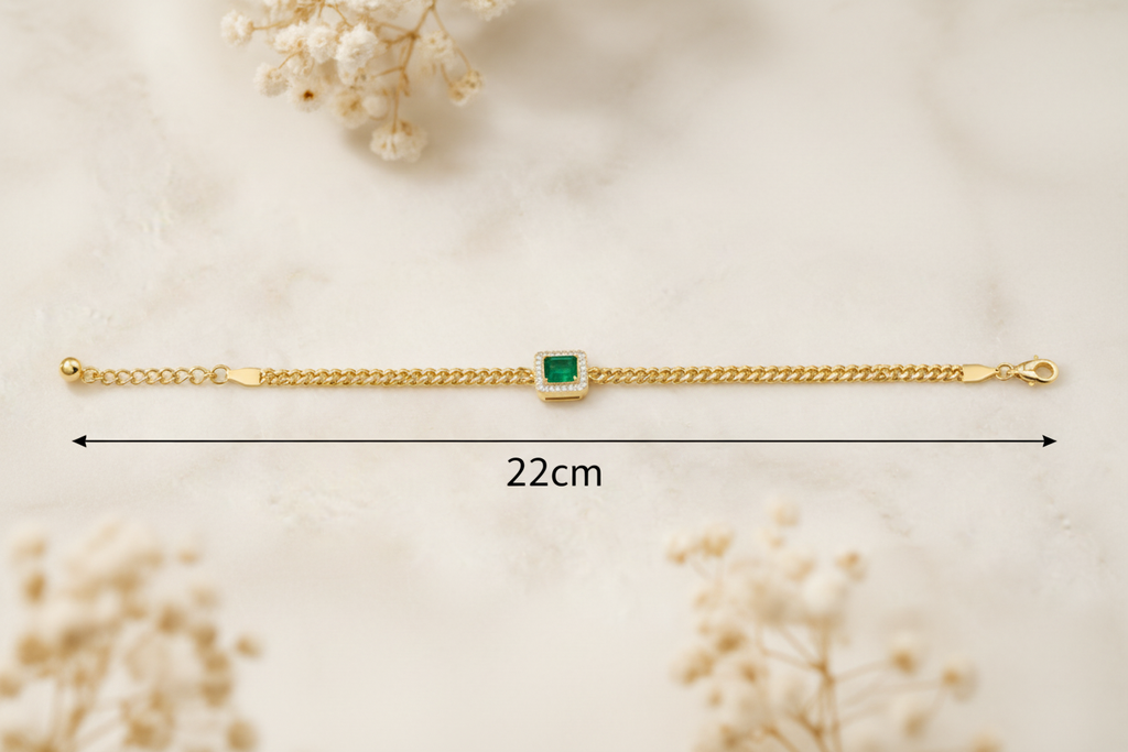 Bracelet with 22cm length underneath